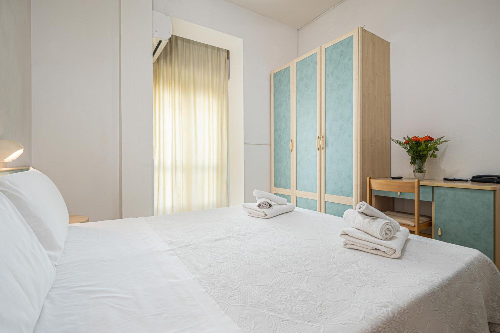 ואלוורדה Hotel Luca מראה חיצוני תמונה
